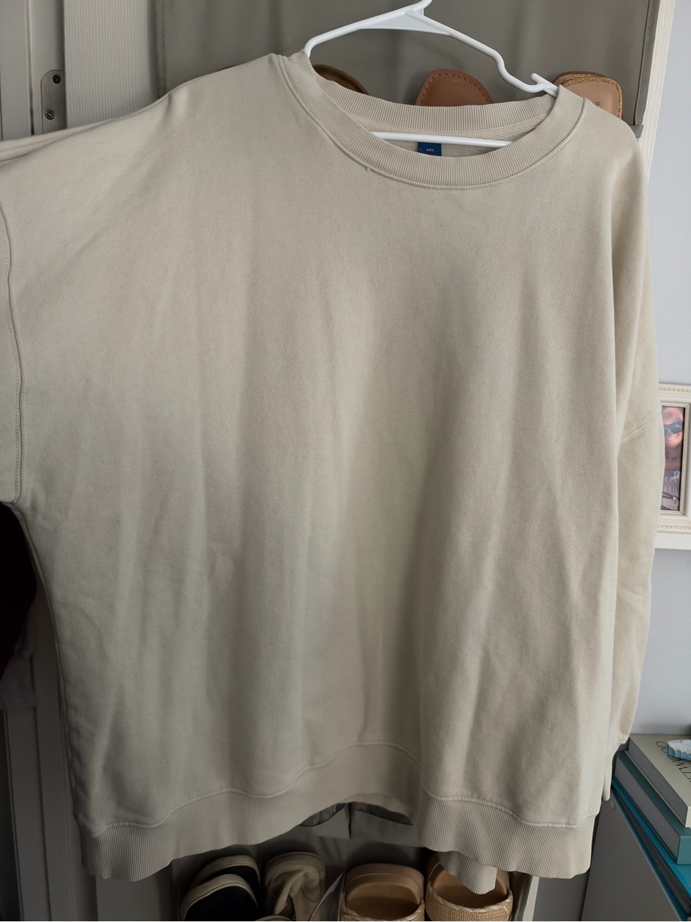 Old Navy Women's Oversized Crewneck Sweatshirt - Cream